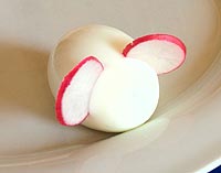 Kalte Platten dekorieren - Eier als Maus garnieren