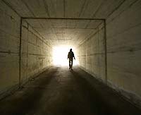 Gehen im Tunnel