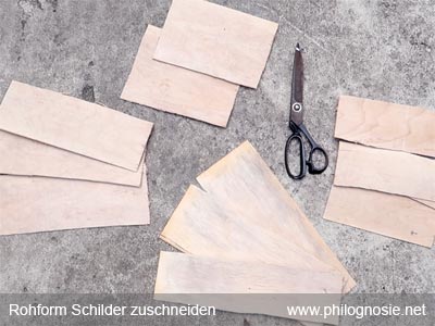 Holzschilder Türschilder zuschneiden