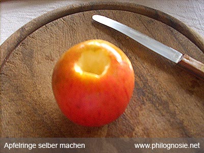 Apfelringe selber machen Kerngehäuse entfernen