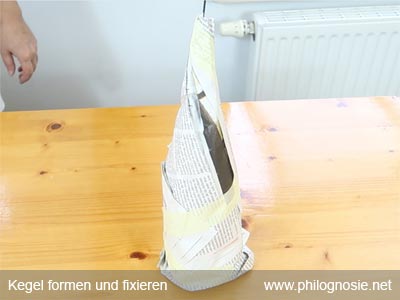 Weihnachtsmann Kegel fixieren
