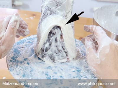Weihnachtsmann Mütze formen