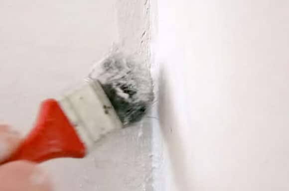 Spachtelmasse für Wände verarbeiten verspachteln