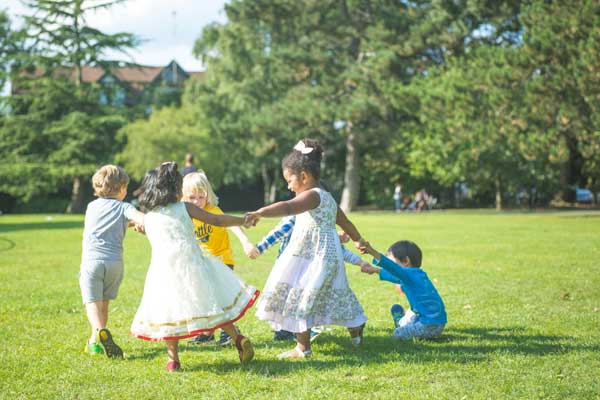 Kinder lernen mit Begeisterung