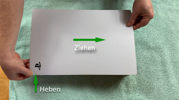 Seitenplatten der PS5 abnehmen