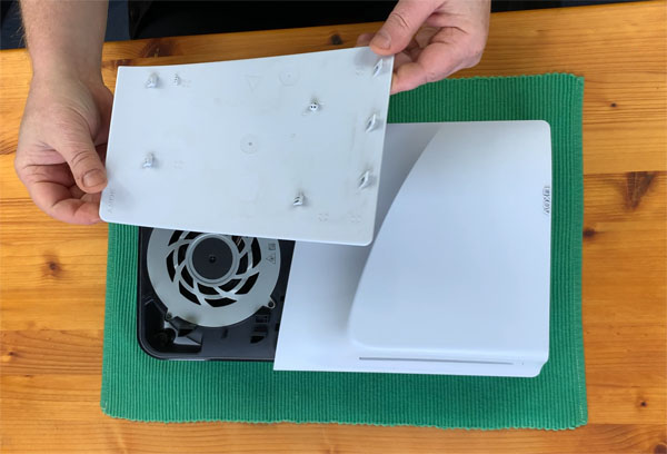 PS5 Slim öffnen