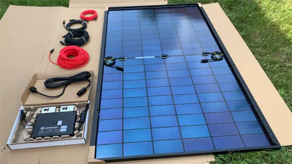 Solar Balkonkraftwerk Kabel anschließen